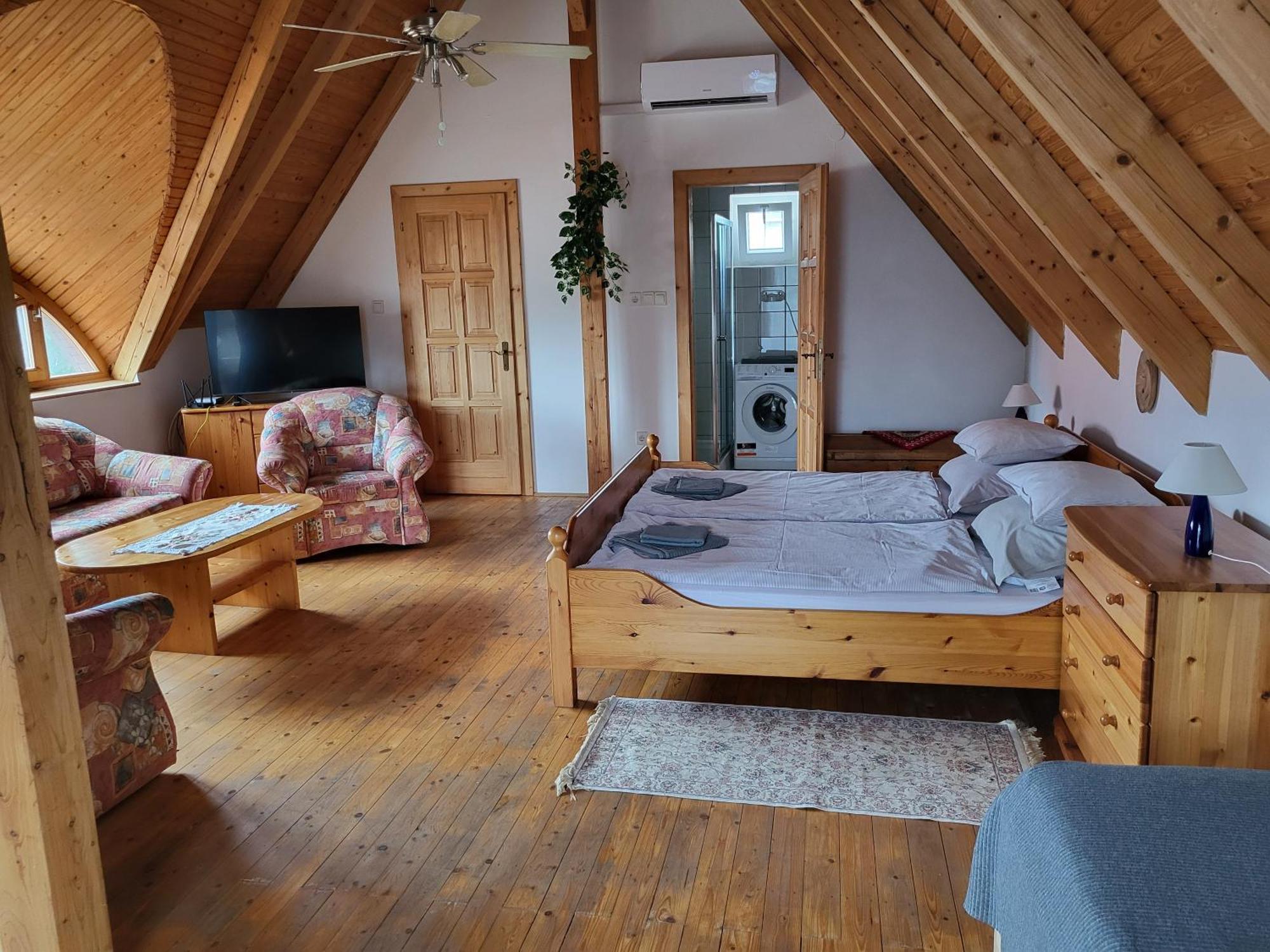 Rozsa Porta Villa Vonyarcvashegy Luaran gambar